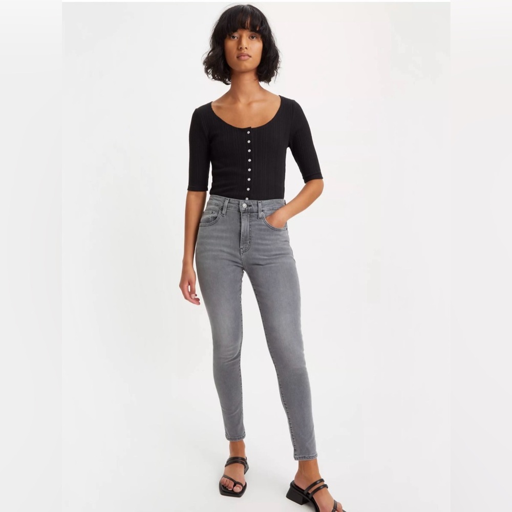 Levi’s 721™ HIGH RISE SKINNY JEANS NWT